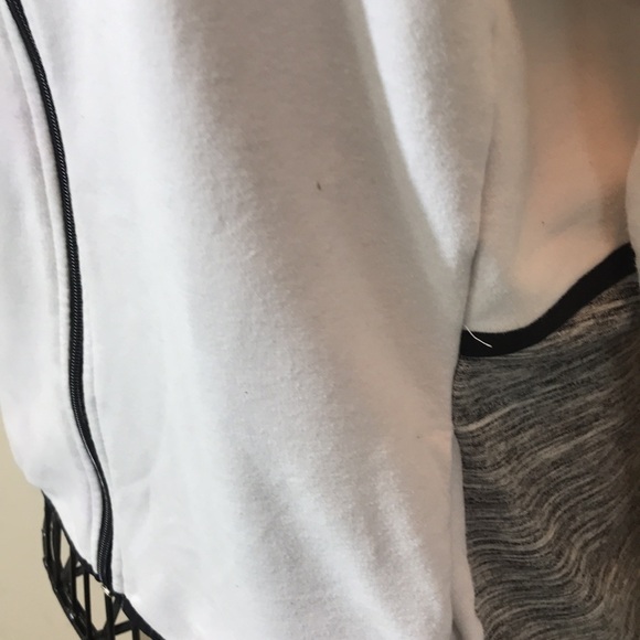 PINK Victoria’s Secret White Gray & Black Zippered Hoodie - Picture 8 of 8